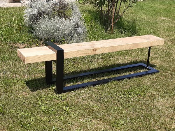 Banquette en acier bois douglas